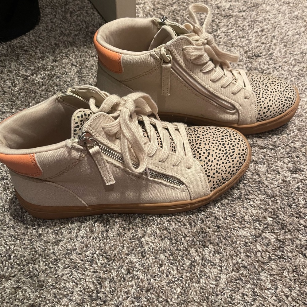 High top style shoes, size 8